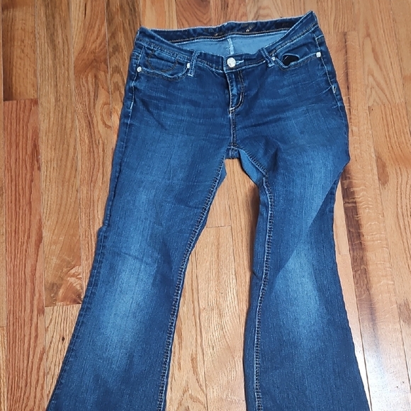Seven Brand Flare Jeans - Picture 1 of 5